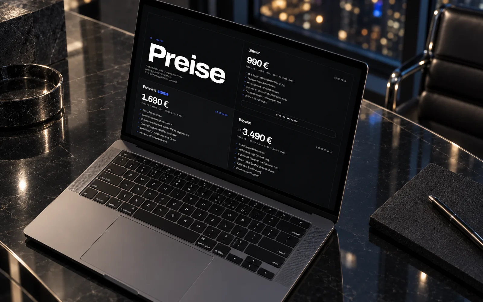 Laptop, auf dem Bildschirm die Preisübersicht